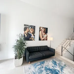 cozy-and-modern-family-flat-carihuela.1costadelsol.com/